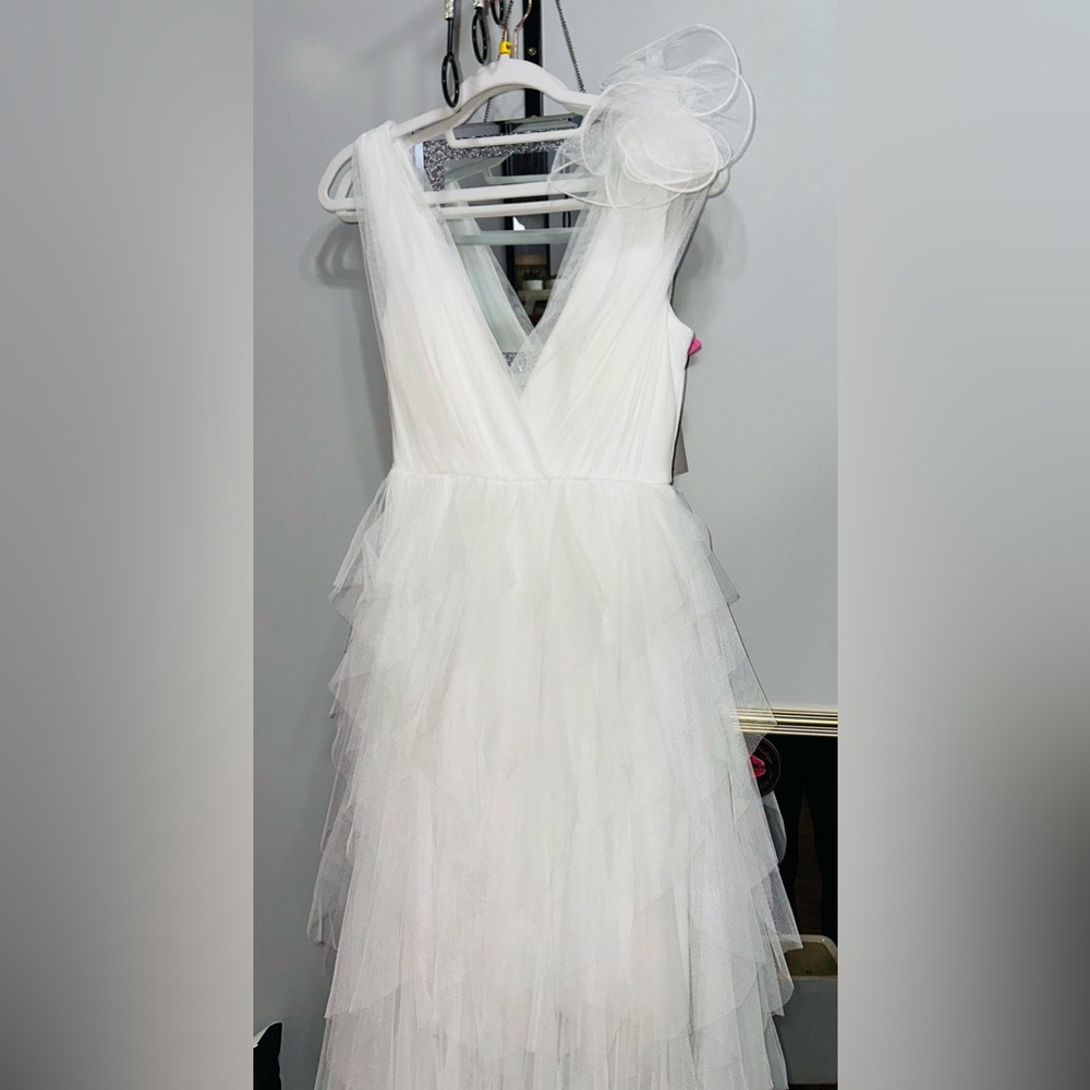 White meshed formal maxi dress - Picture 3 of 10